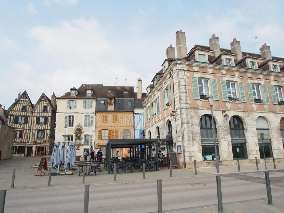 Le Mont Brenn Apartment Auxerre Ngoại thất bức ảnh