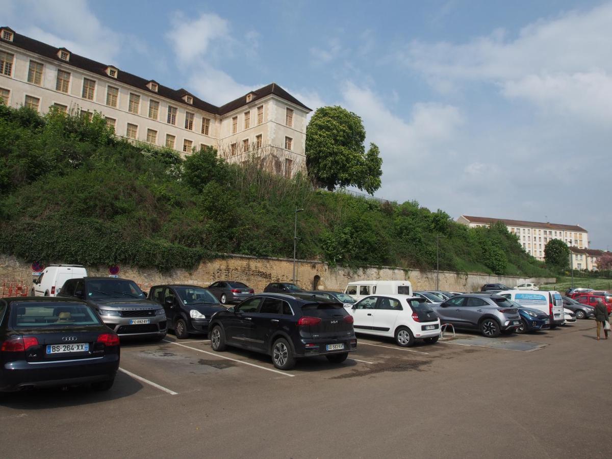 Le Mont Brenn Apartment Auxerre Ngoại thất bức ảnh